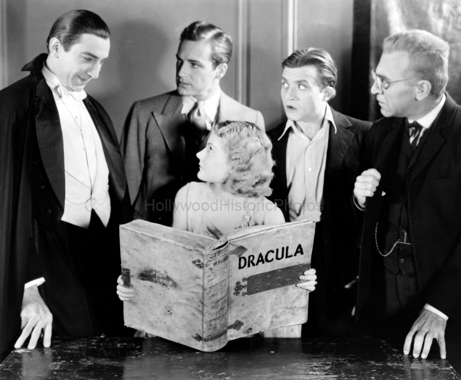Dracula 1931 1 Behind the scenes.jpg